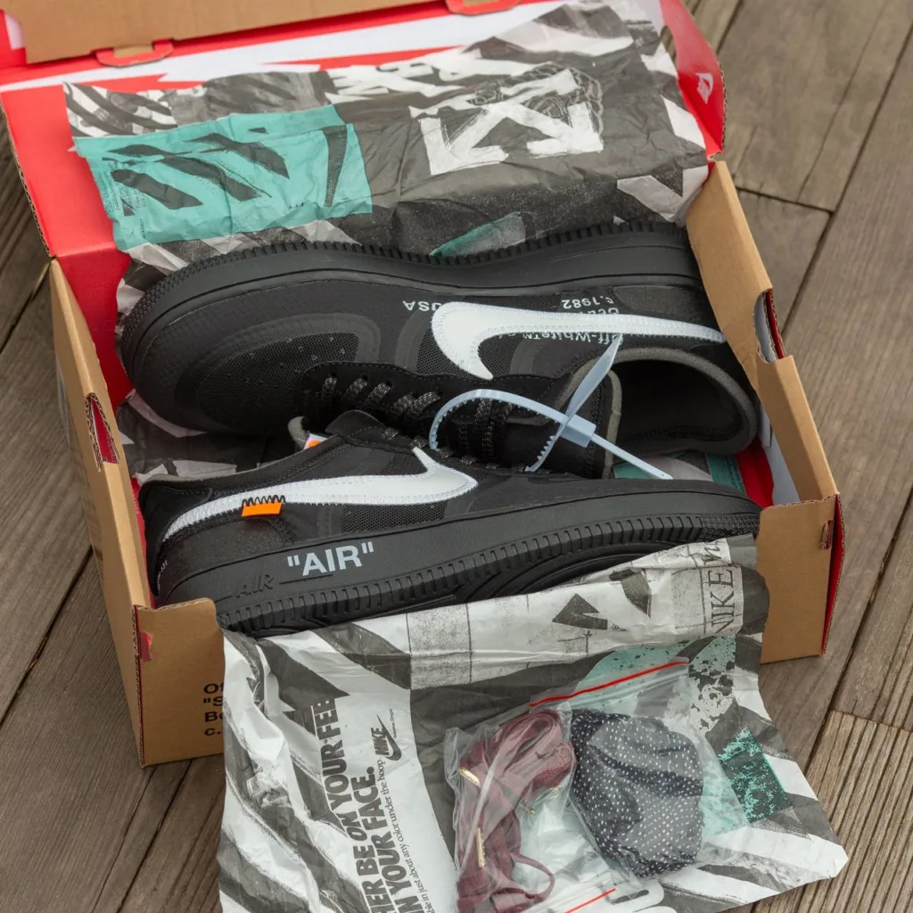 Nike Air Force x Off White  Black