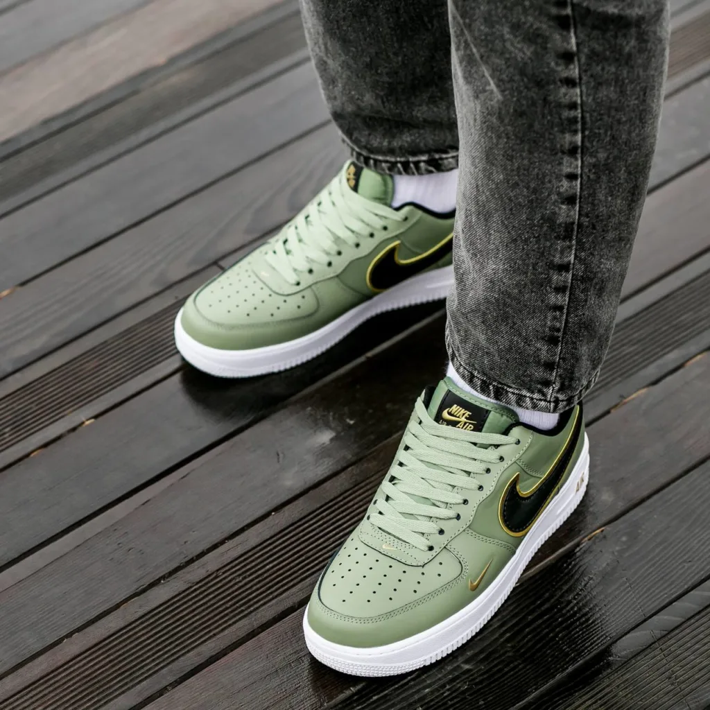 Nike Air Force 1 ’07 LV8 GREEN/GOLD