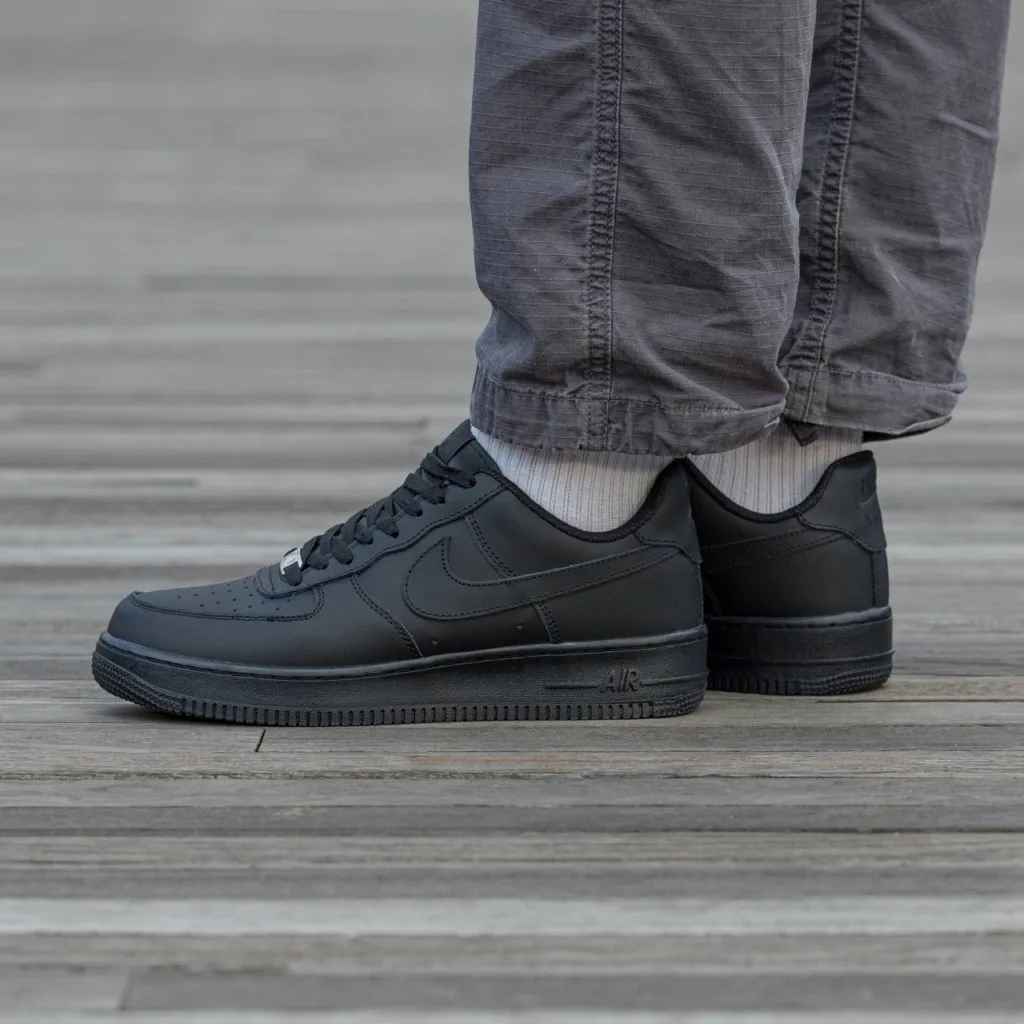 Nike Air Force All black