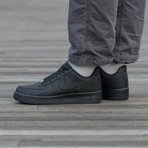 Nike Air Force All black