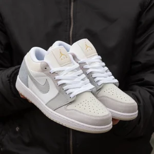 Air Jordan Retro 1 Low Paris