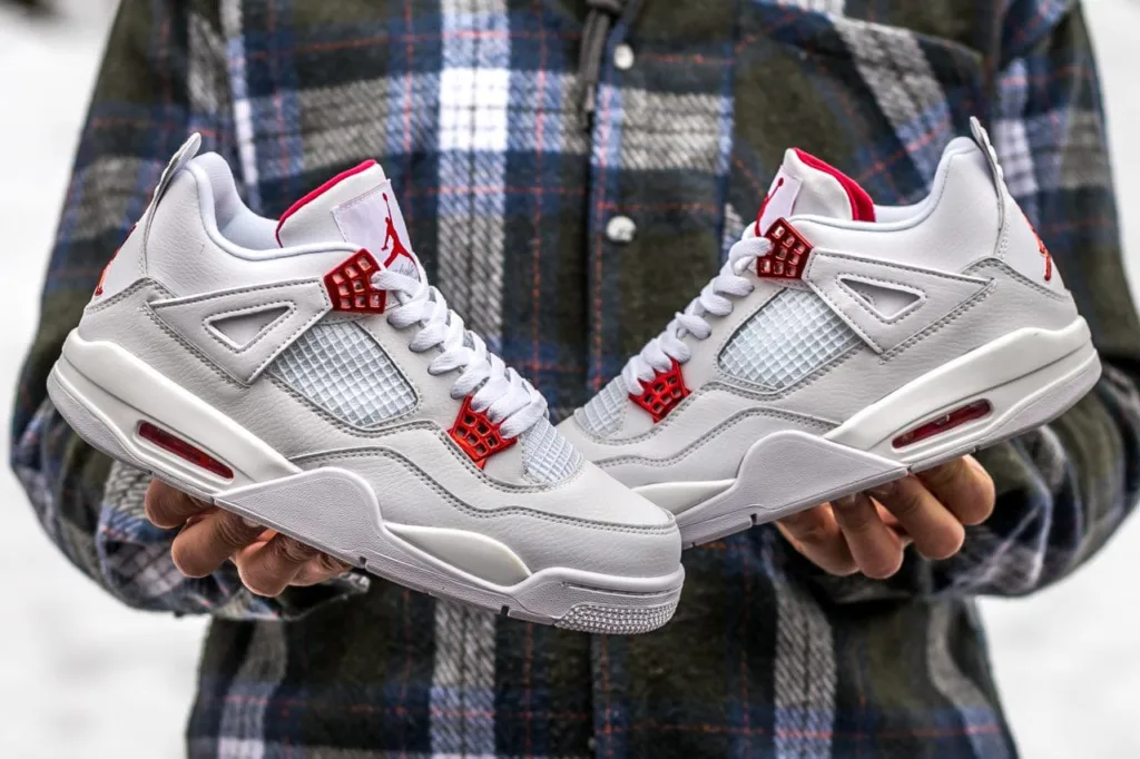 Air Jordan retro 4 White Red