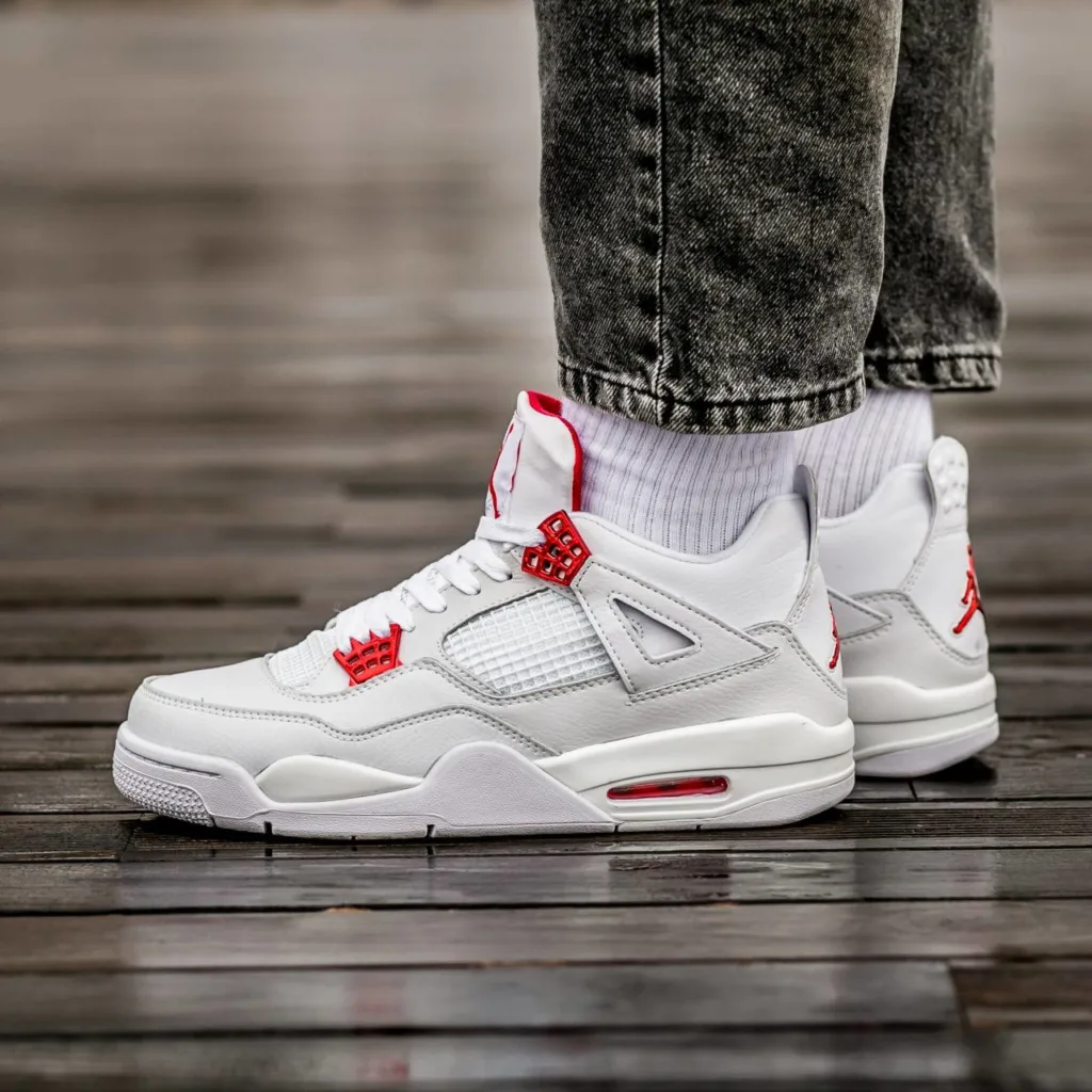 Air Jordan retro 4 White Red