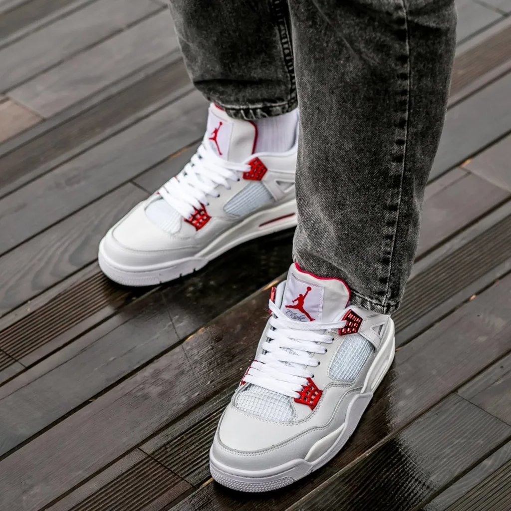 Air Jordan retro 4 White Red