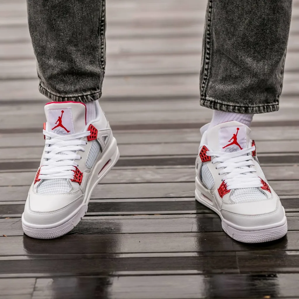 Air Jordan retro 4 White Red