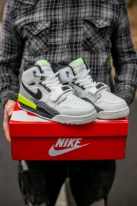 Air Jordan Legacy  White Green