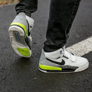 Air Jordan Legacy  White Green