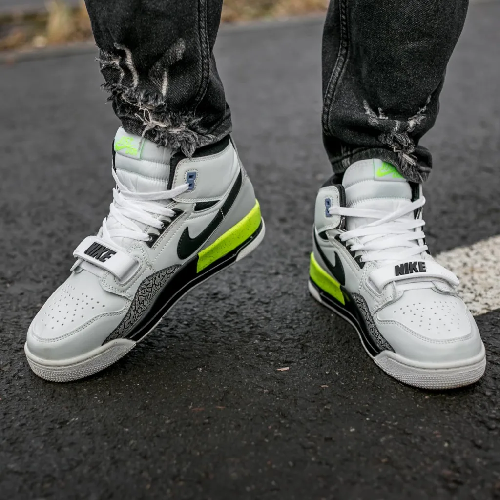 Air Jordan Legacy  White Green