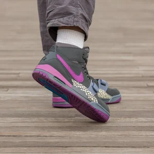 Air Jordan Legacy Black Purple