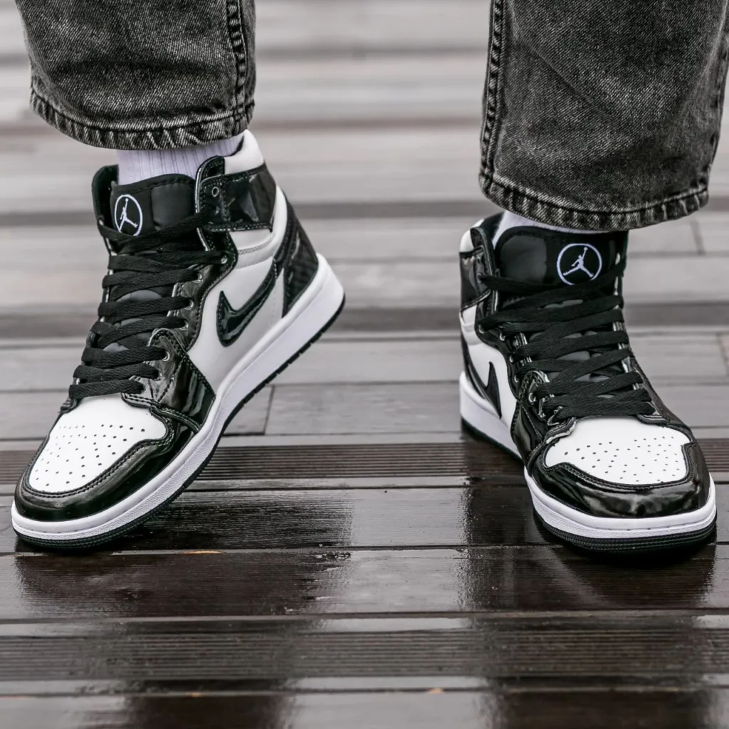 Air Jordan Retro 1 Carbon Fiber