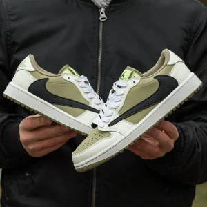 Air Jordan Retro 1 Low x Travis Scott  Golf