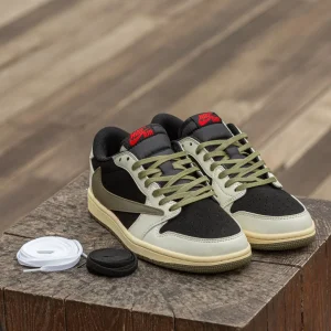 Air Jordan Retro 1 Low x Travis Scott OG  Olive