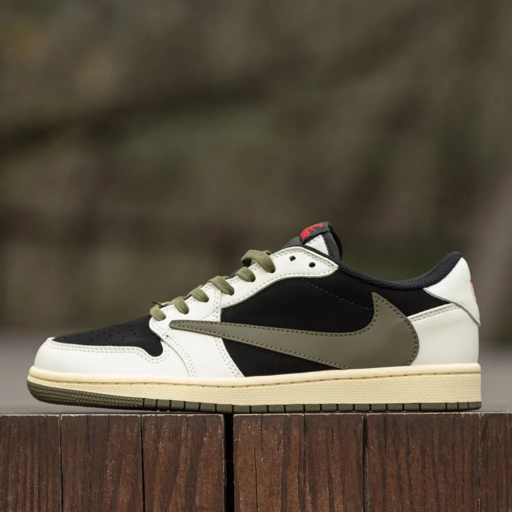 Air Jordan Retro 1 Low x Travis Scott OG  Olive