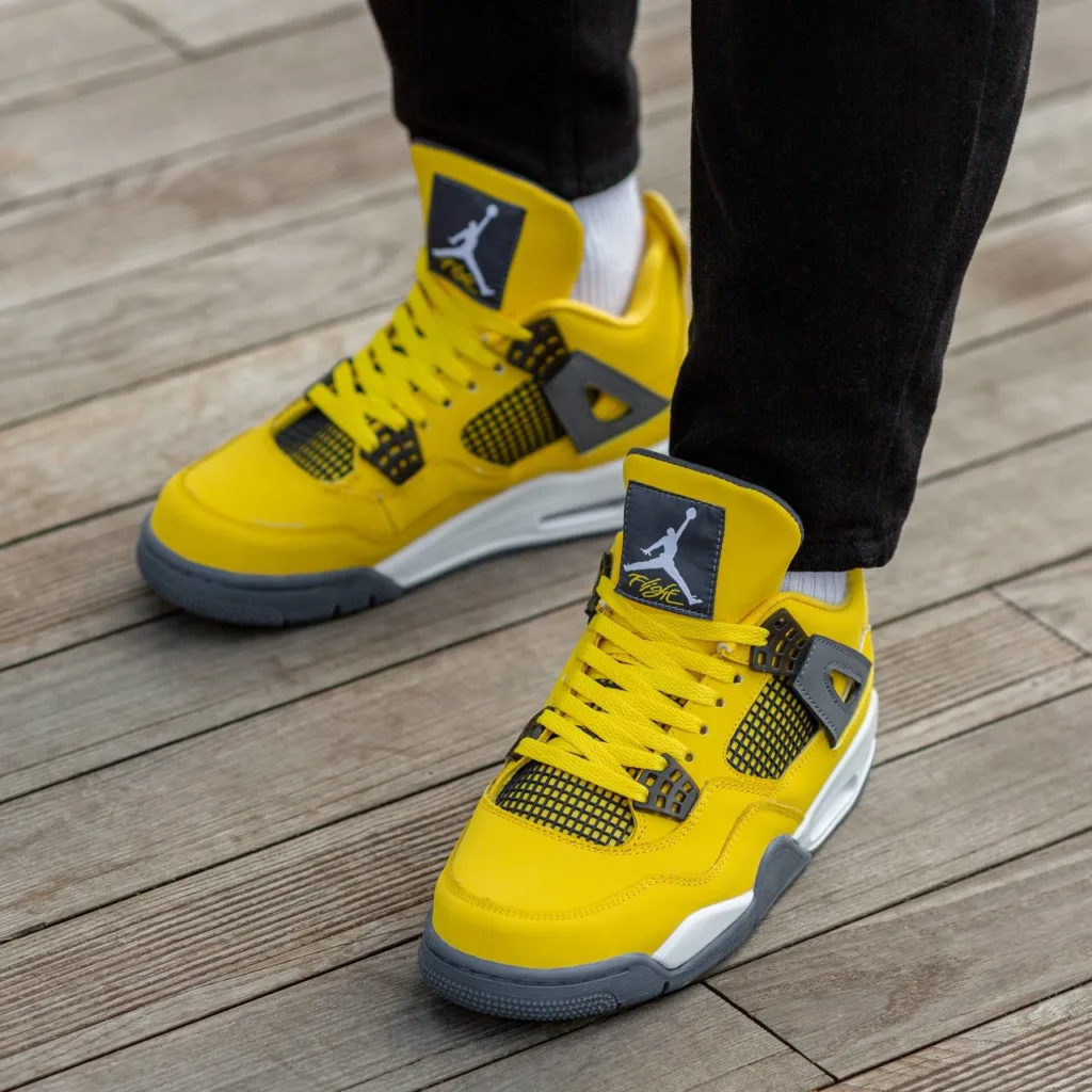 Air Jordan Retro 4 Lightning Tour Yellow