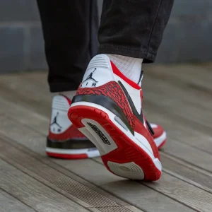 Air Jordan Legacy  low White Red