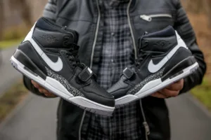 Air Jordan Legacy Black White
