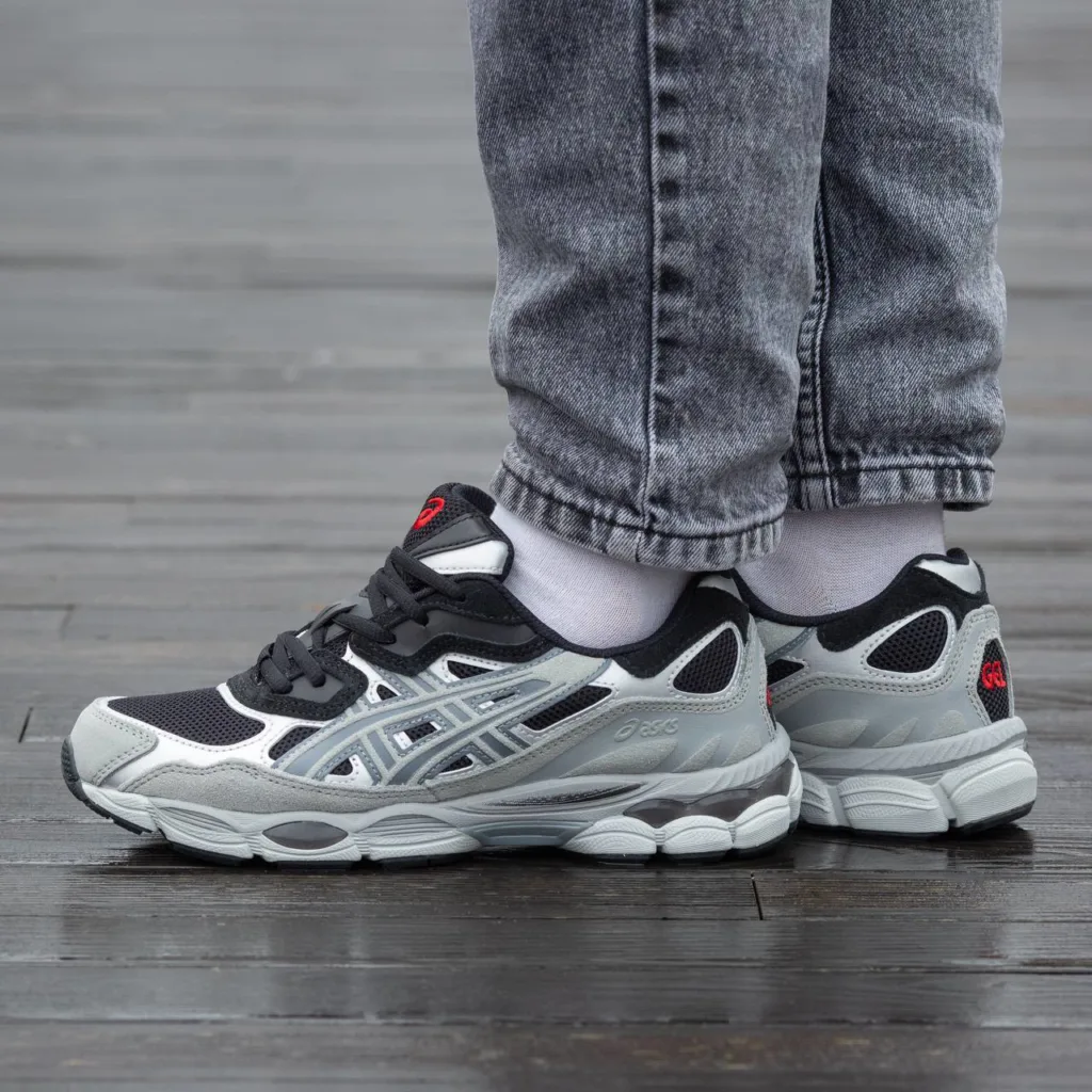 Asics Gel – NYC Black Silvercs