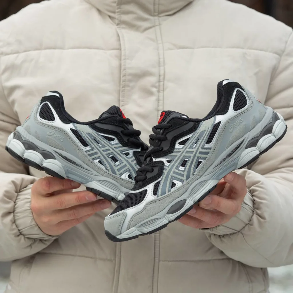 Asics Gel – NYC Black Silvercs