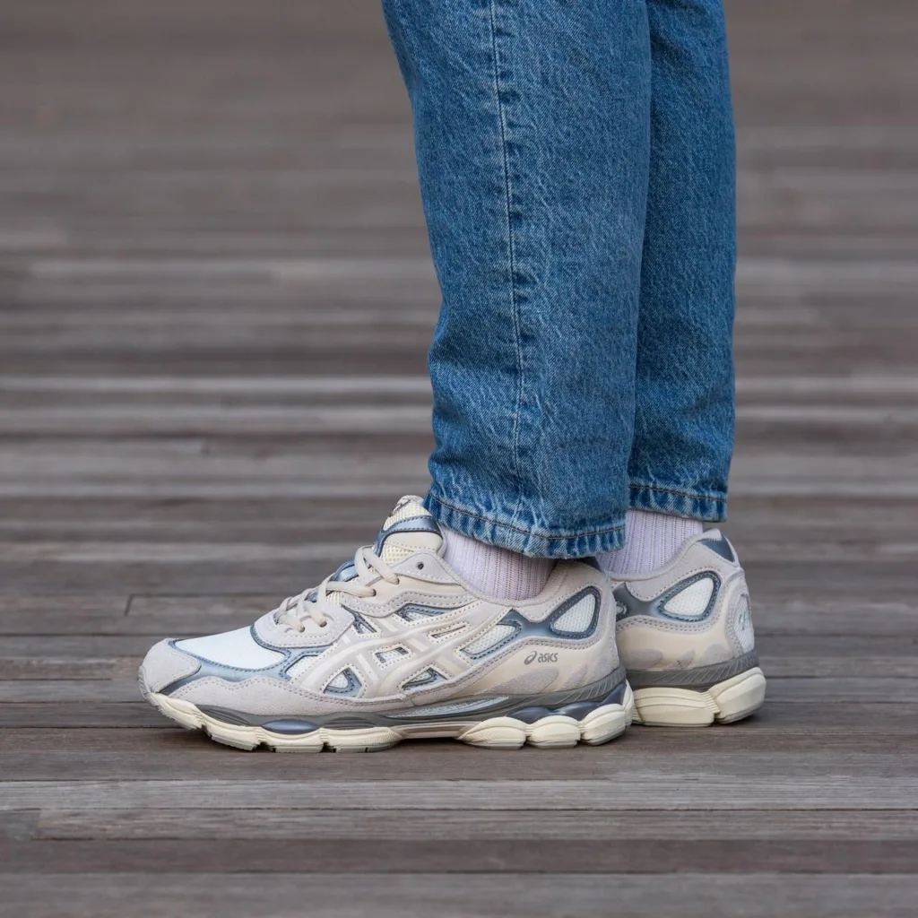 Asics Gel NYC Grey Beige