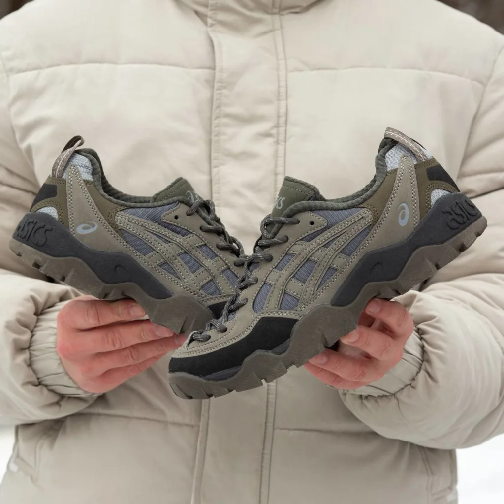 Asics Gel-Pickax Clay Grey/Mink