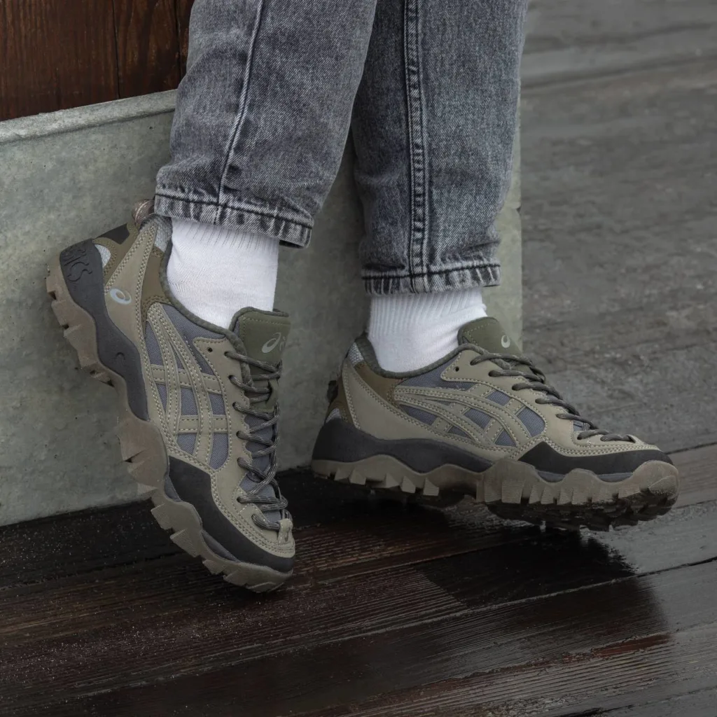 Asics Gel-Pickax Clay Grey/Mink