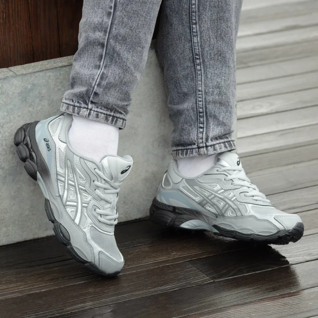Asics Gel NYC Silver