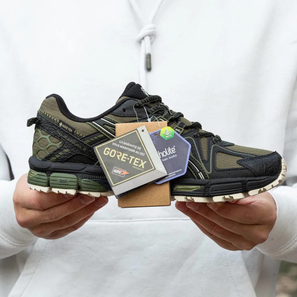 Asics Gel-Kahana 8 GORE-TEX Haki