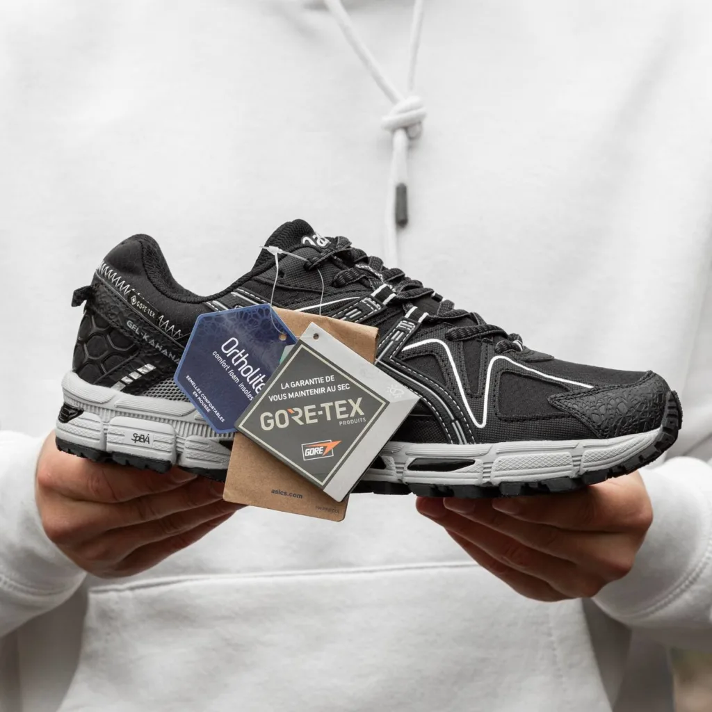 Asics Gel-Kahana 8 GORE-TEX Grey Black