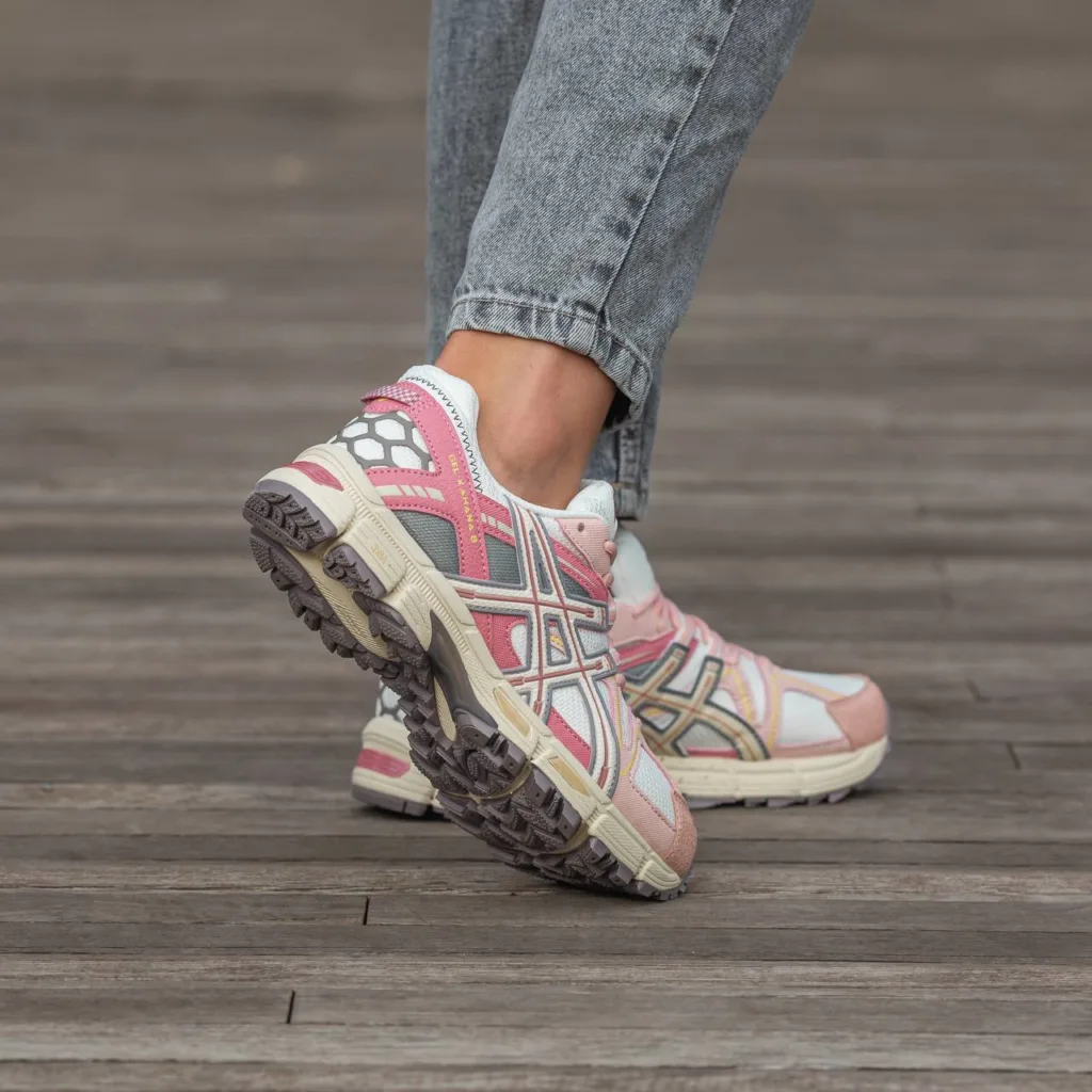 Asics Gel-Kahana 8  Pink Beige