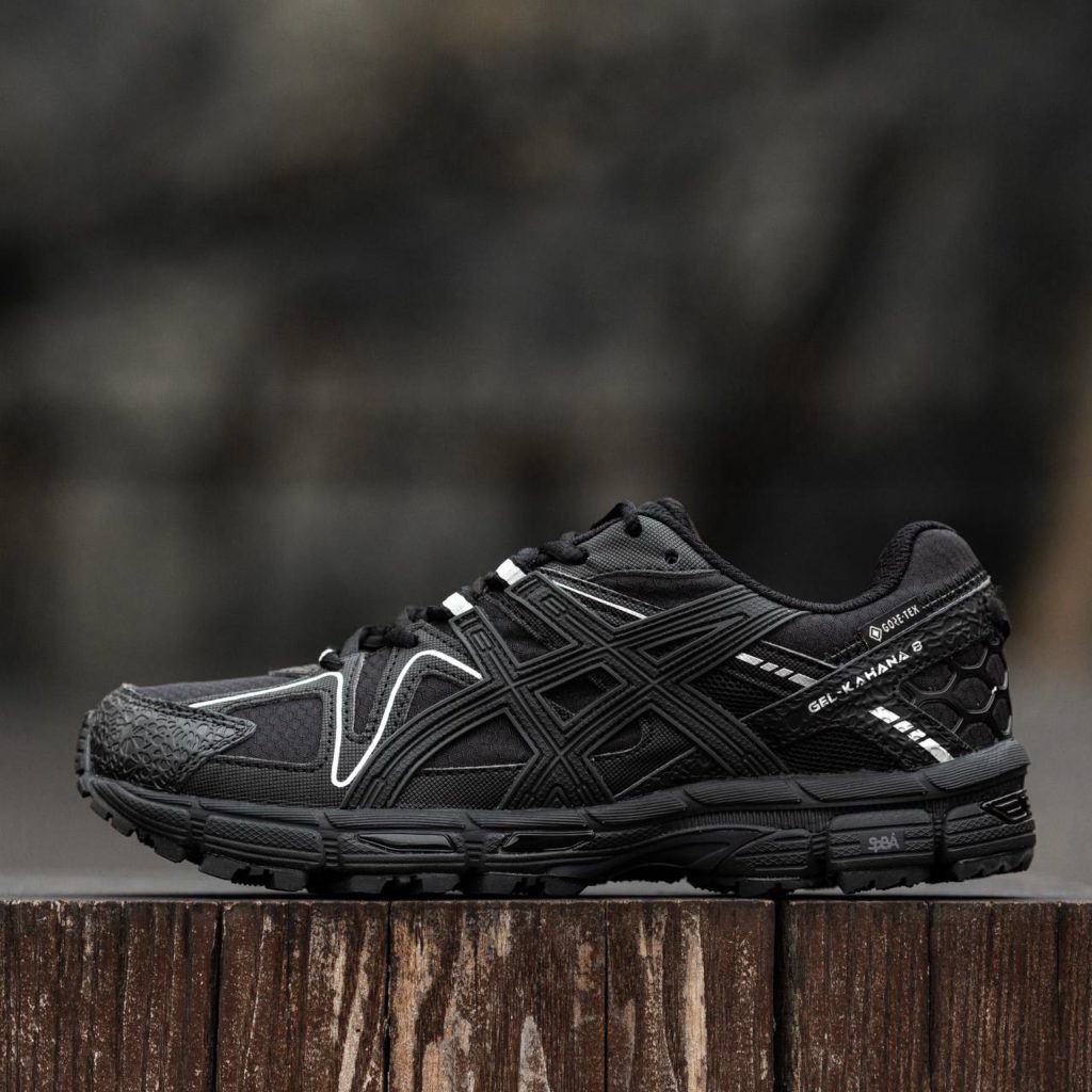 Asics Gel-Kahana 8 GORE-TEX Black White