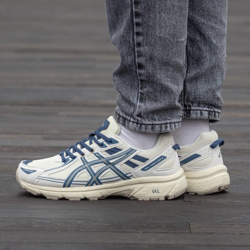 Asics Gel Venture 6 Beige Blue