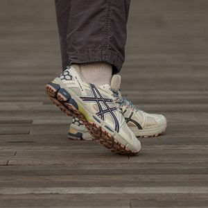 Asics Gel-Kahana Beige Green