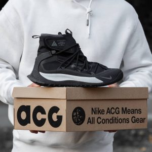Nike ACG Terra Antarktik Black