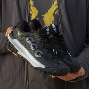 Nike ACG Mountain Fly 2 Low Black White
