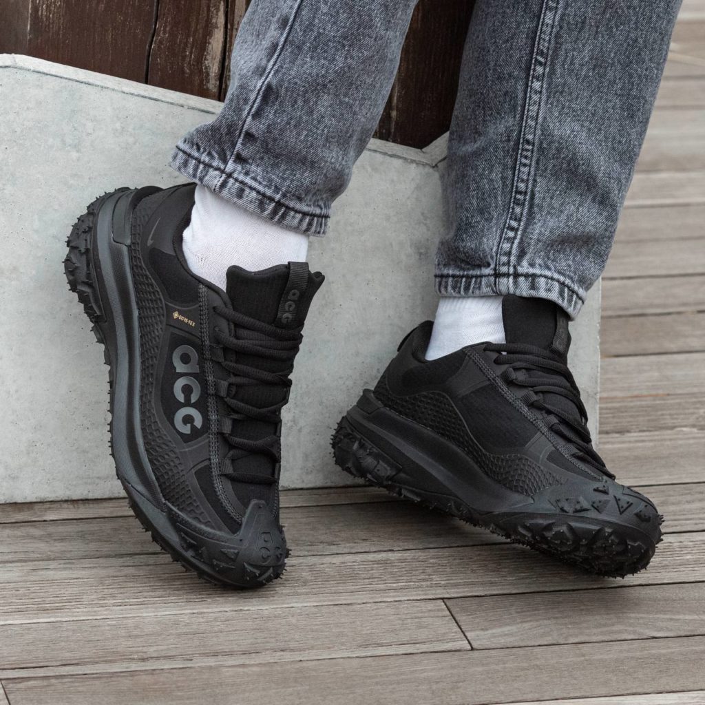 Nike ACG Moutain fly Gore tex All Black