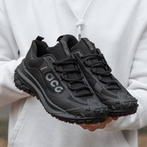 Nike ACG Moutain fly Gore tex All Black