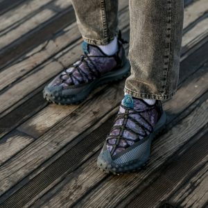 Nike ACG Mountain Fly Low  Black Blue