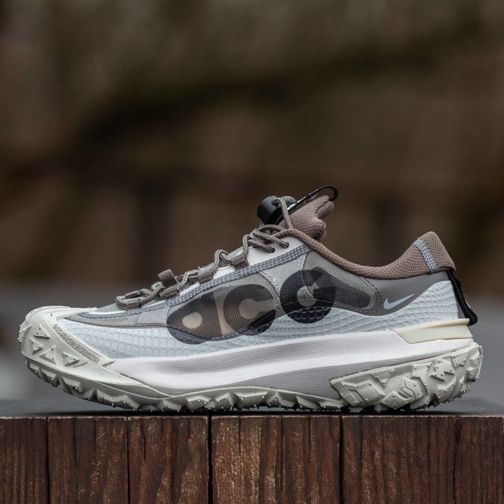 Nike Acg Mountaiwn Fly 2 Low