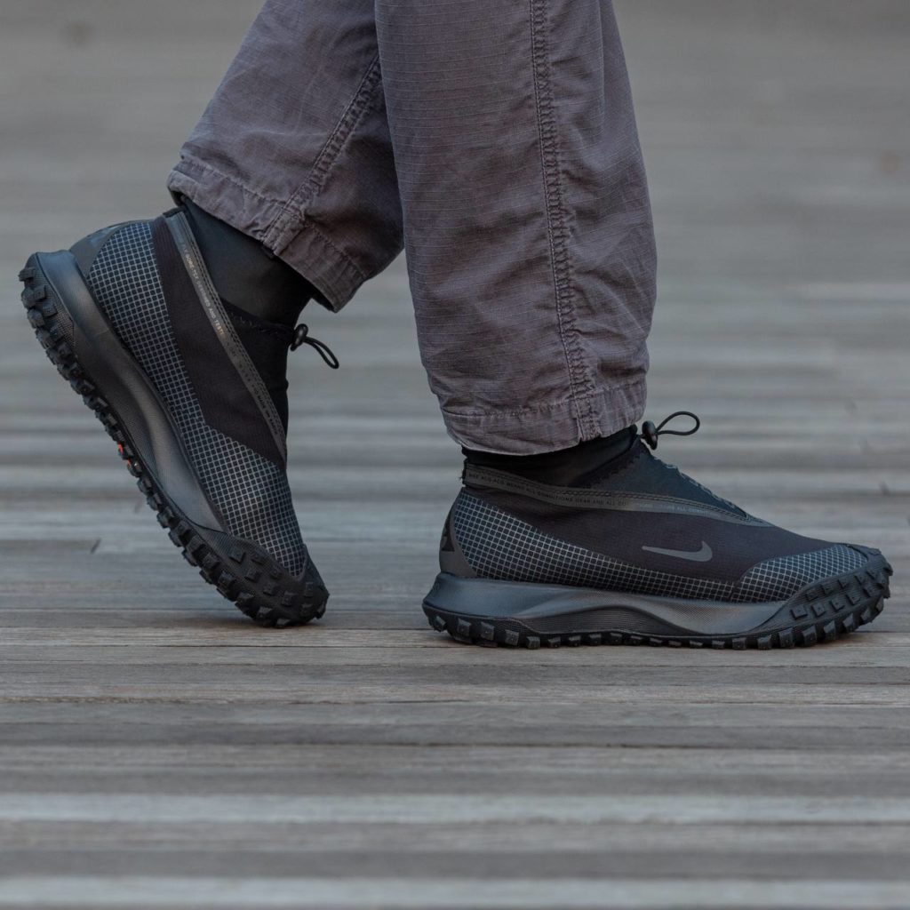Nike ACG Mountain Fly Gore-Tex All Black