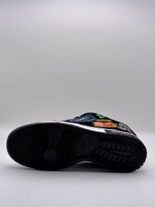 Nike SB Dunk Low Neckface