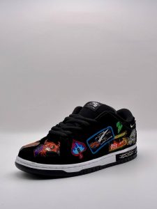 Nike SB Dunk Low Neckface