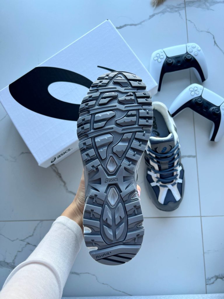 Asics Gel-Sonoma 15-50 GORE-TEX Beige Grey