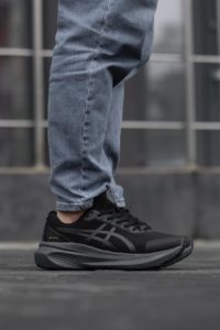 Asics Gel-Kayano 30 Gore-Tex Black