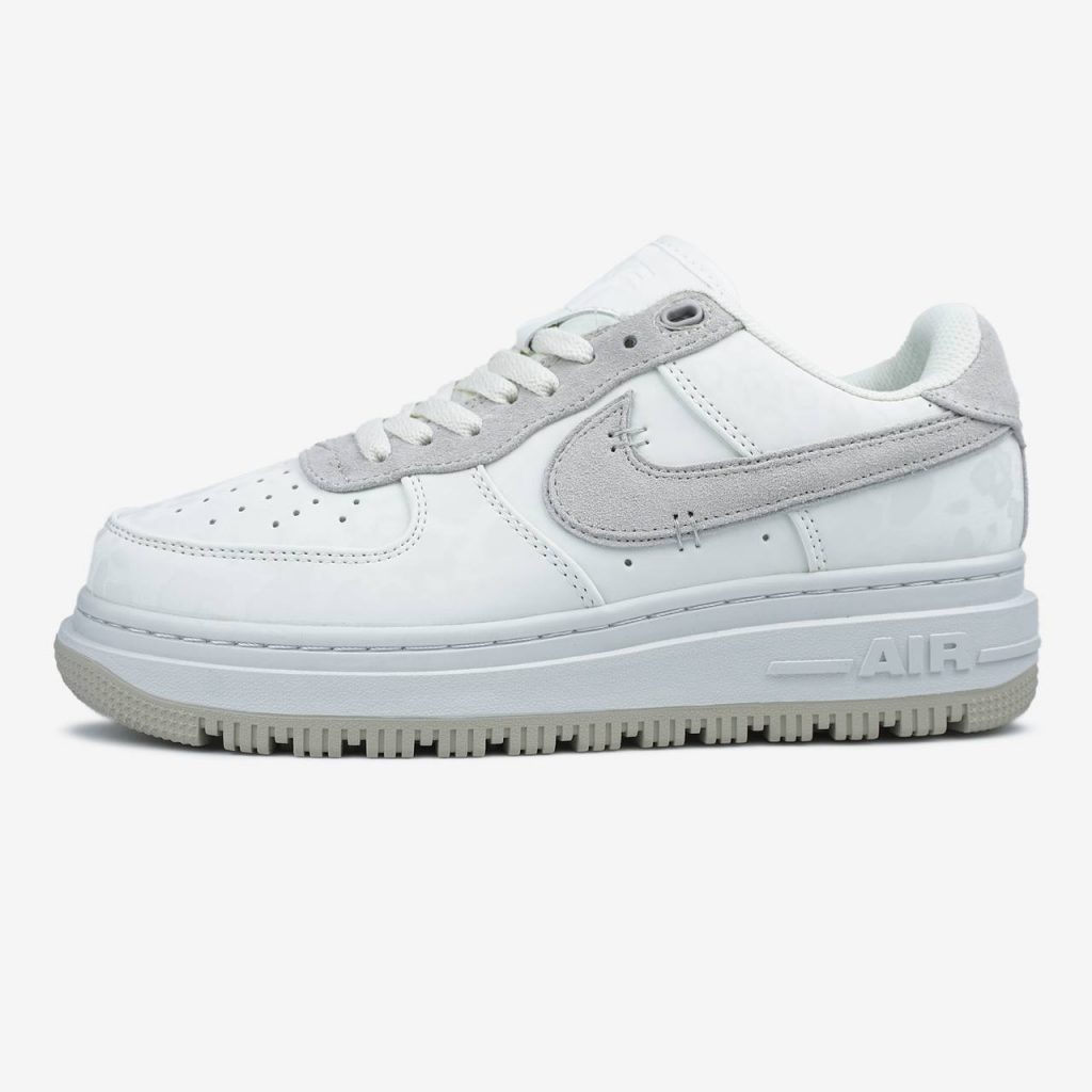 Nike Air Force 1 Low Luxe Light Purple