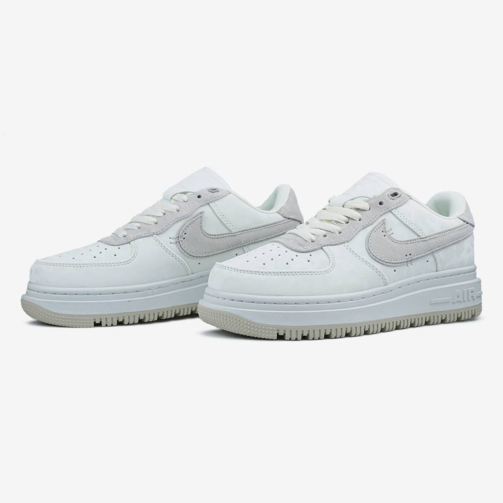 Nike Air Force 1 Low Luxe Light Purple