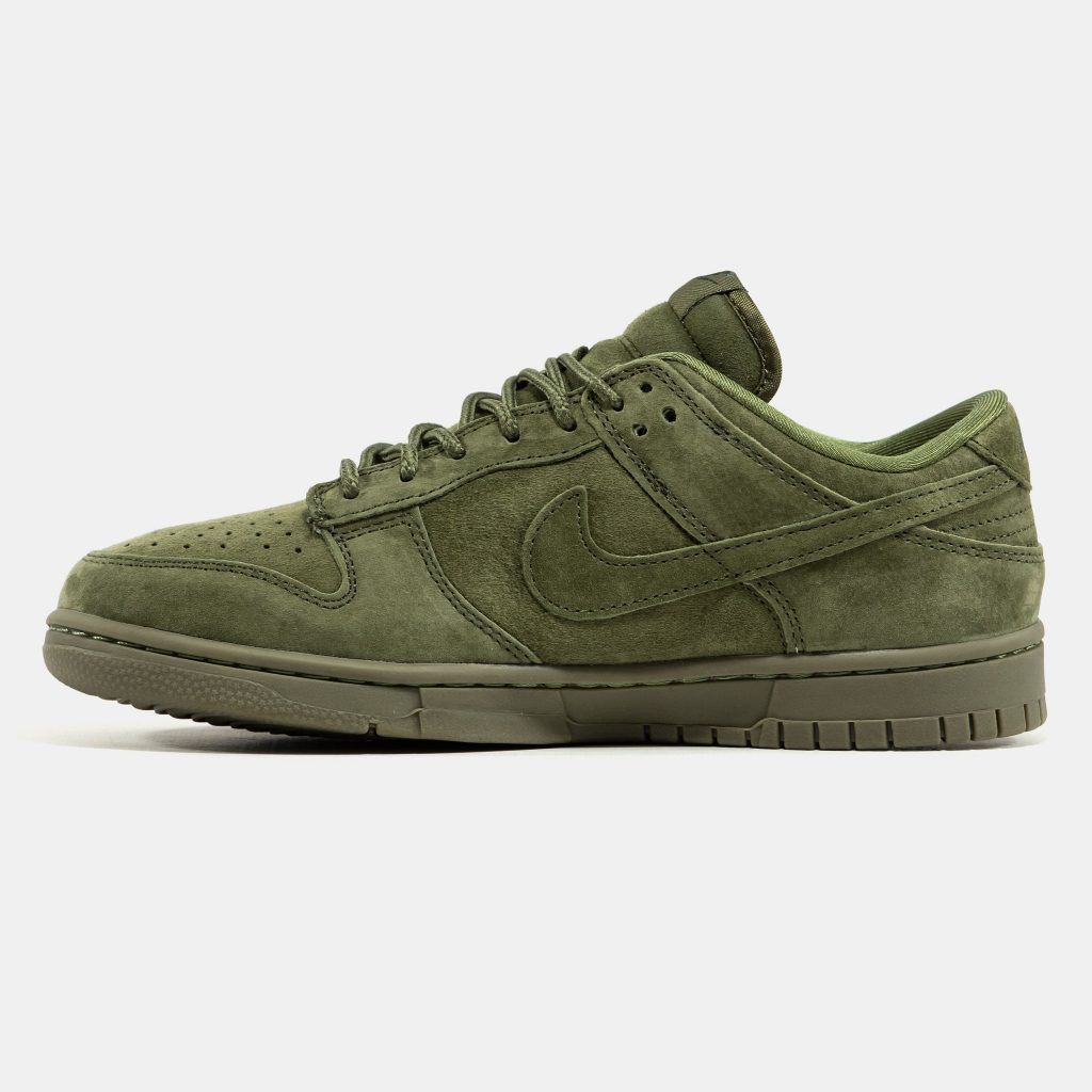 Supreme x Nike SB Dunk Low Suede Green