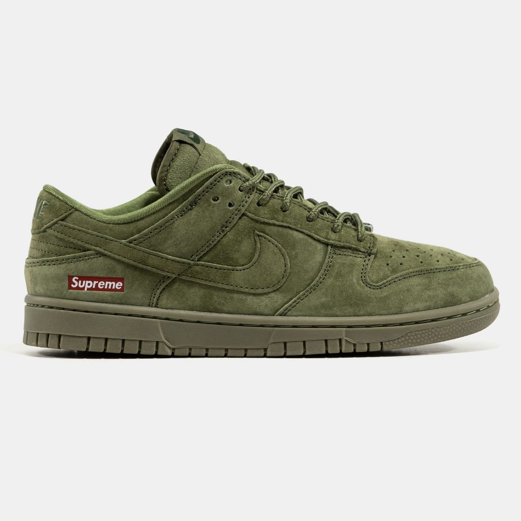 Supreme x Nike SB Dunk Low Suede Green