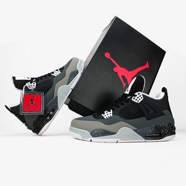 Nike Air Jordan 4 Retro “Fear Pack”