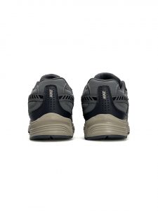 Nike Initiator Gore-Tex Grey Beige