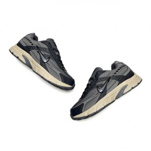 Nike Initiator Gore-Tex Grey Beige